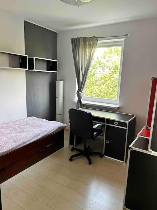 Piekny Apartament Blisko Malty Z Garazem Apartment Poznań Exterior foto